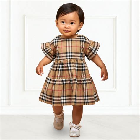 merk kinderwagens burberry|burberry baby clothes.